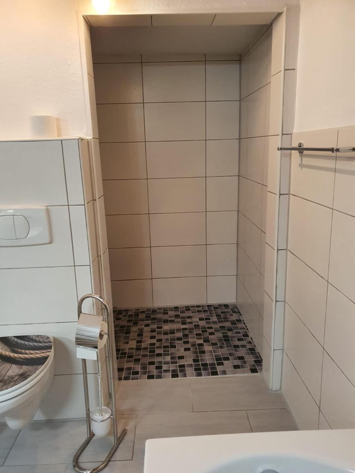Neu! Fewo Lentz Hafenstadt Emden Ngoại thất bức ảnh